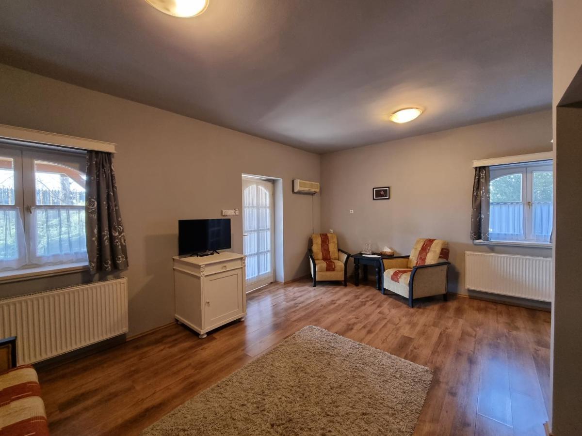 Bb Boutique Hotel Ujlengyel Экстерьер фото